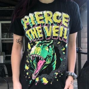 Old school pierce the veil tee